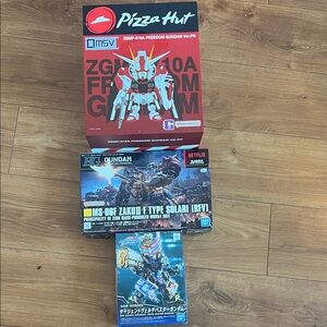 Bandai bundle Model Kits! ZGMF-X10A, MS-06F, and SDW Heroes